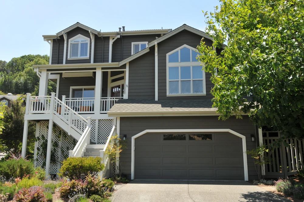 NOVA-renovation-complete-with-siding-and-windows